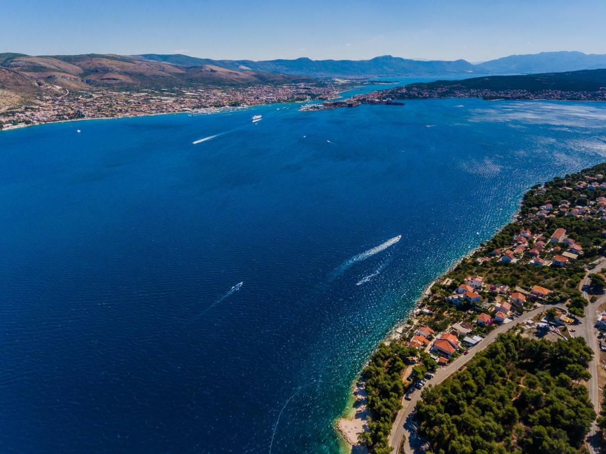 Apartments Mare Trogir Exterior foto